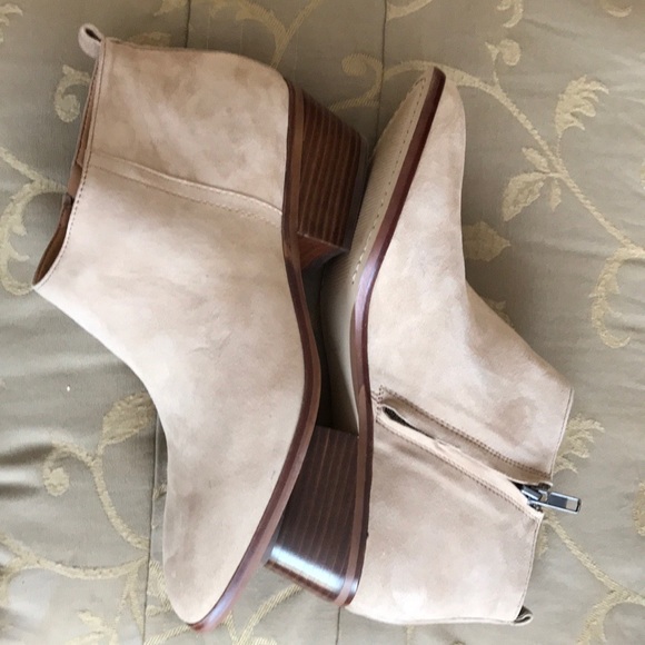 J. Crew ankle boots- NEW - Picture 2 of 8